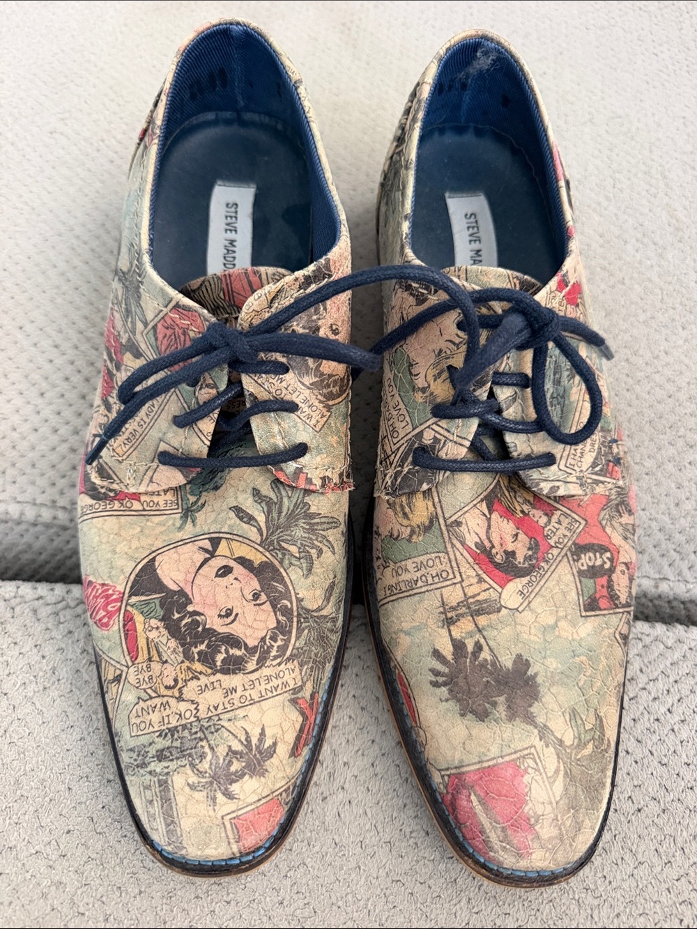 Steve Madden Men's Comic-Print Lace-Up Oxfords in Navy and Multicolor